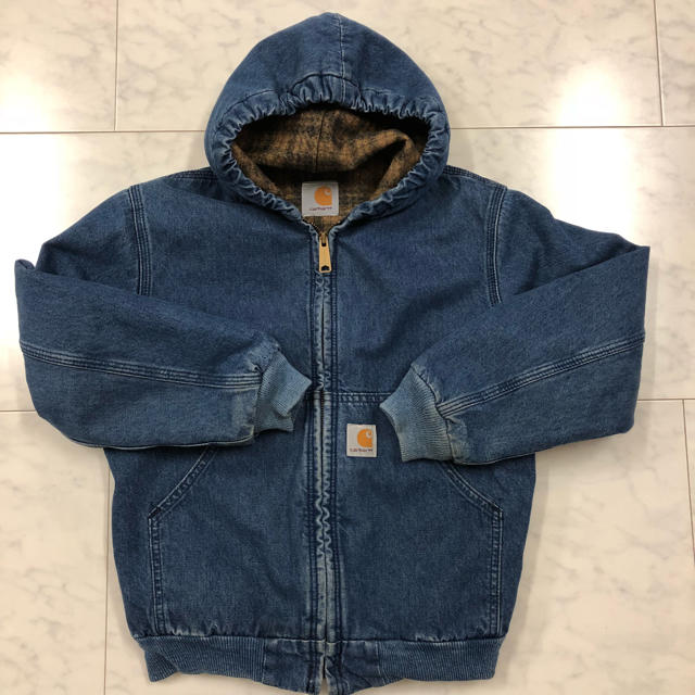 carhartt(カーハート)のカーハート carhartt キッズアウター キッズ/ベビー/マタニティのキッズ服男の子用(90cm~)(ジャケット/上着)の商品写真