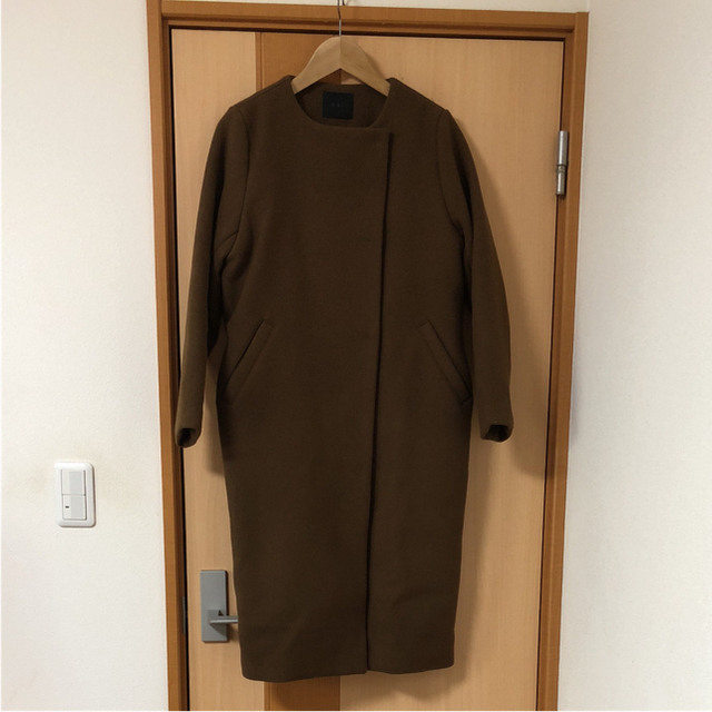 KBF(ケービーエフ)のKBF ファーティペットコート レディースのジャケット/アウター(ロングコート)の商品写真
