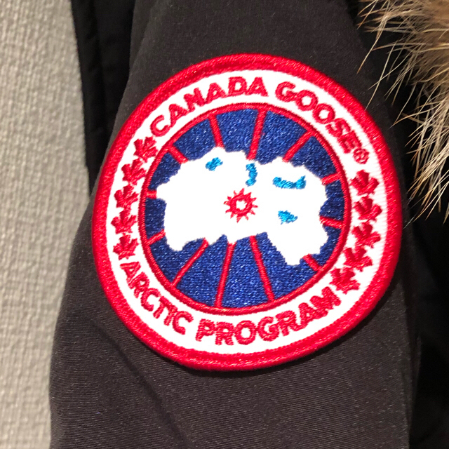 CANADA GOOSE(カナダグース)のカナダグース マッケンジー レディースのジャケット/アウター(ダウンジャケット)の商品写真