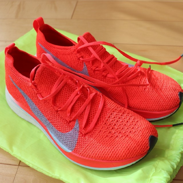 NIKE ナイキ ヴェイパーフライ4% フライニット 25.5cm-