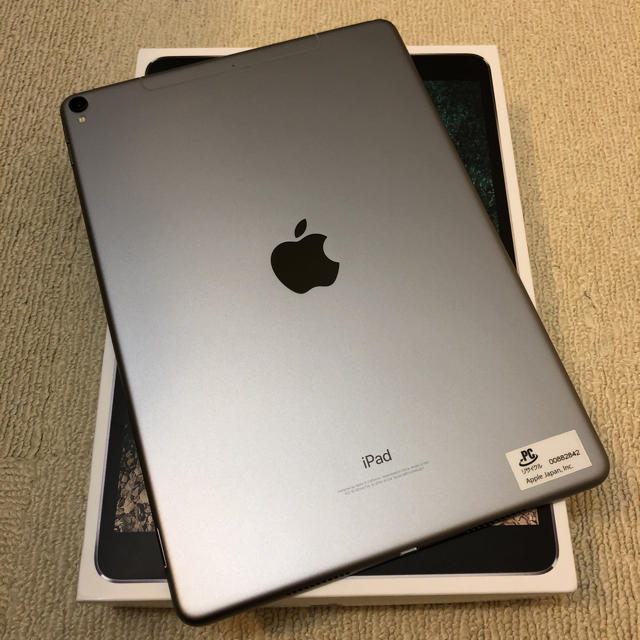 iPad pro 10.5 64gb wi-fi cellular au タブレット