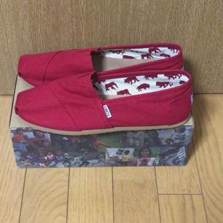 トムズ(TOMS)のトムズ  ☆新品未使用品☆    スリッポン   28㎝    TOMS    (スリッポン/モカシン)