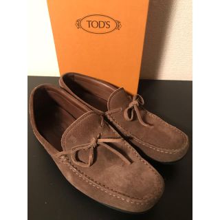 トッズ(TOD'S)のTOD’S トッズ ドライビングシューズ(スリッポン/モカシン)