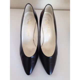 ランバン(LANVIN)の再再値下げしました  LANVIN   黒革パンプス サイズ5(22.5センチ)(ハイヒール/パンプス)