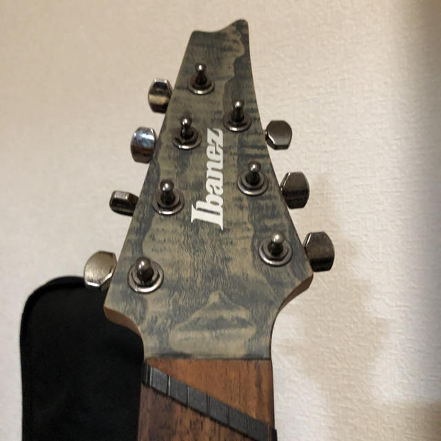 Ibanez(アイバニーズ)のIbanez Iron Label RGIF7 Black Stained 7弦 楽器のギター(エレキギター)の商品写真