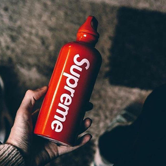 新品 SUPREME / SIGG TRAVELLER 水筒 0.6L - タンブラー