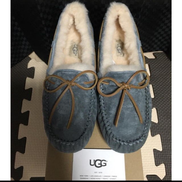 2022春夏新色】 ヘレン様専用【新品】UGG ダコタ モカシン(ピューター