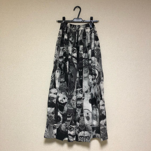 Vivienne Westwood - パペット柄 ロングスカートの通販 by お気軽にコメントを下さい！｜ヴィヴィアンウエストウッドならラクマ