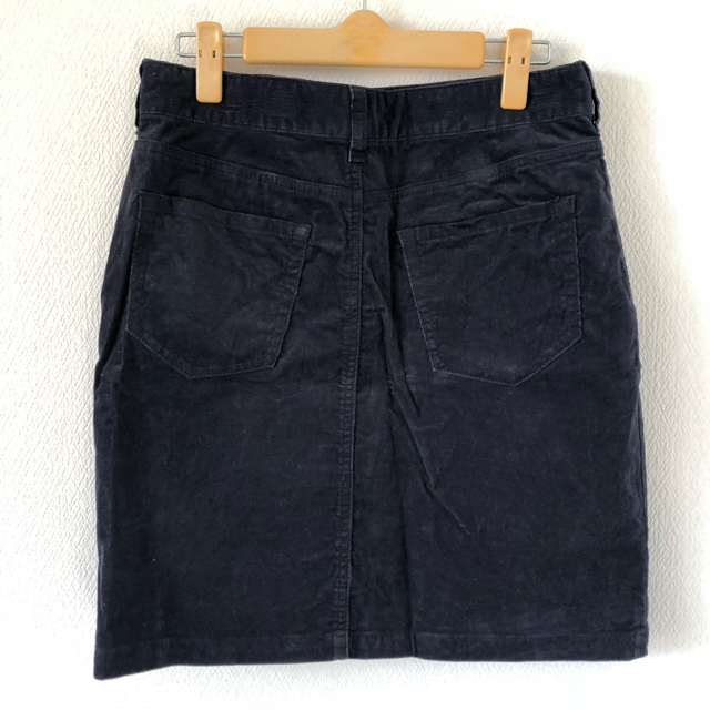 MUJI (無印良品)(ムジルシリョウヒン)のMUJI 無印良品 スカート コーデュロイ ネイビー レディースのスカート(ひざ丈スカート)の商品写真