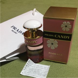 プラダ(PRADA)のPRADA CANDY 30㎖(香水(女性用))