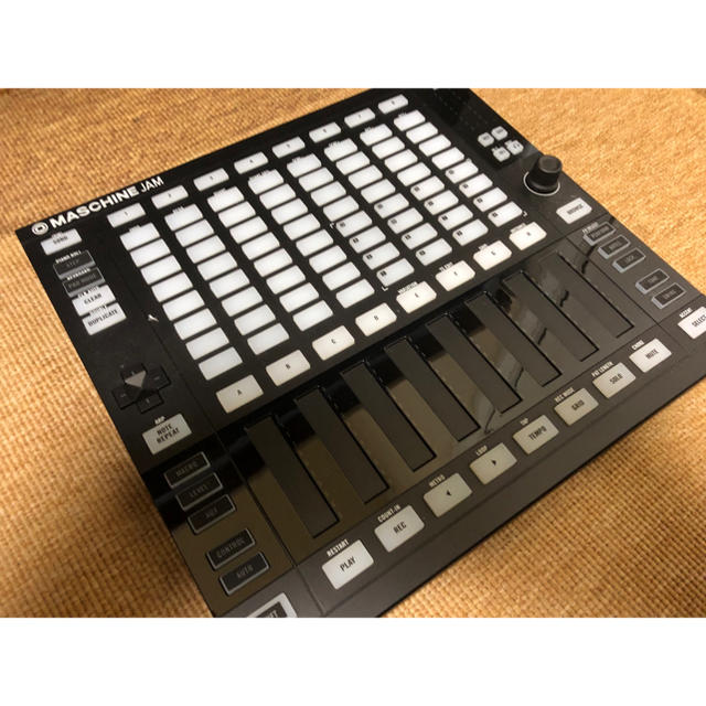 Native Instruments MASCHINE JAM 本体のみ 楽器のDTM/DAW(MIDIコントローラー)の商品写真