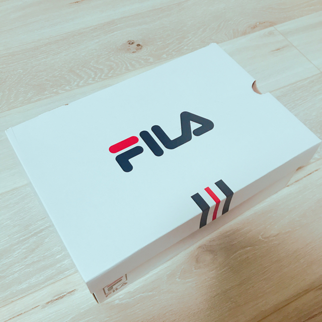 FILA(フィラ)のFILA ディスラプター レディースの靴/シューズ(スニーカー)の商品写真