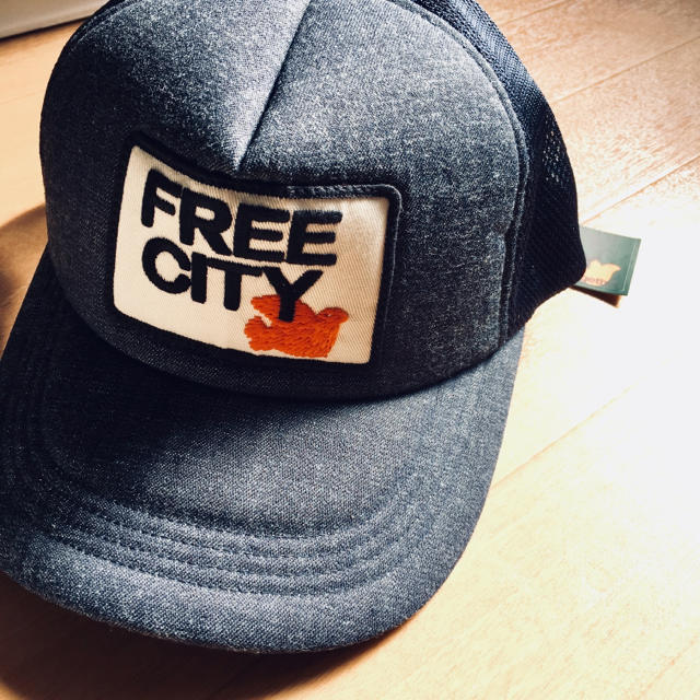 Ron Herman(ロンハーマン)の【限定出品】新品タグ付FREECITY DENIM CAP メンズの帽子(キャップ)の商品写真