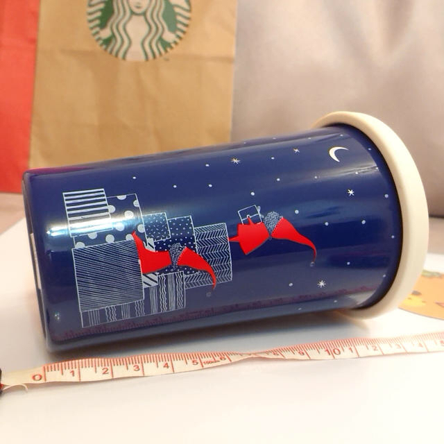 Starbucks Coffee(スターバックスコーヒー)のスターバックス クリスマス タンブラー blue&サンタクロース セット インテリア/住まい/日用品のキッチン/食器(タンブラー)の商品写真
