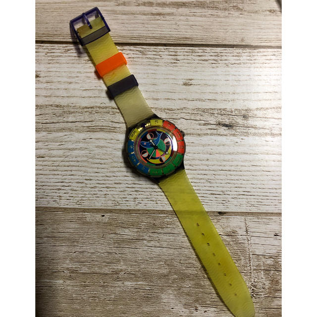 swatch(スウォッチ)の更に値下げ‼️swatch 腕時計 ケース付き メンズの時計(腕時計(アナログ))の商品写真