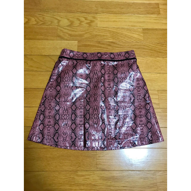 Bubbles(バブルス)のパイソン柄スカート レディースのスカート(ミニスカート)の商品写真
