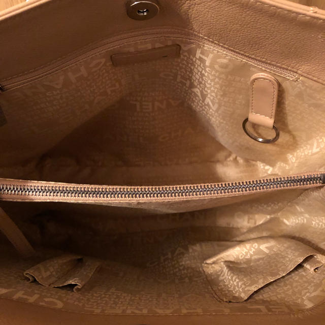 CHANEL(シャネル)のCHANEL  チョコバーバック レディースのバッグ(ショルダーバッグ)の商品写真