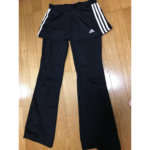 adidas - adidas スカート付き パンツの通販 by still adidas - adidas スカート付き パンツの通販 by still