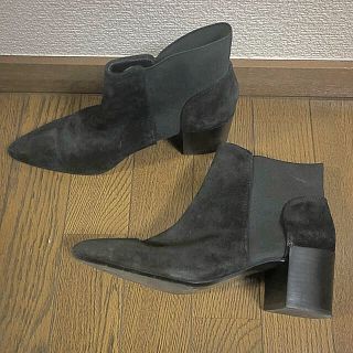 ザラ(ZARA)のZARA ショートブーツ ブラック(ブーティ)