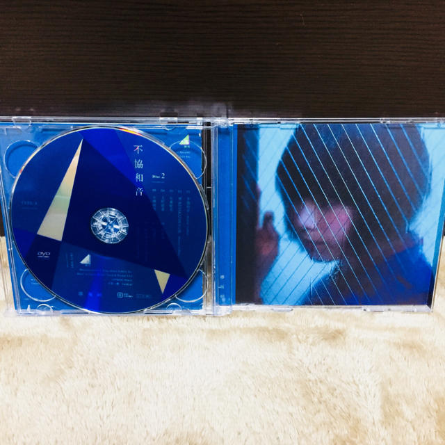 欅坂46(けやき坂46)(ケヤキザカフォーティーシックス)の欅坂46 不協和音 type-A CD&DVD エンタメ/ホビーのCD(ポップス/ロック(邦楽))の商品写真