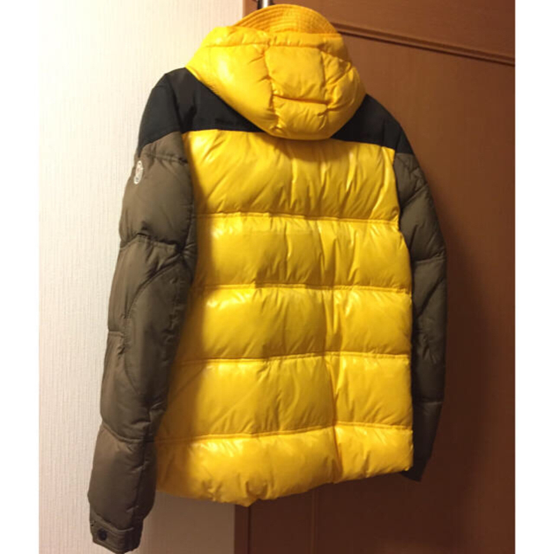 MONCLER(モンクレール)の【正規・新品】MONCLERダウンジャケット メンズのジャケット/アウター(ダウンジャケット)の商品写真