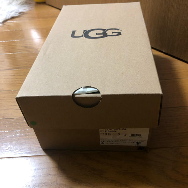 UGG(アグ)のUGG モカシン★DAKOTA★ダコタ★直営店購入品 レディースの靴/シューズ(スリッポン/モカシン)の商品写真