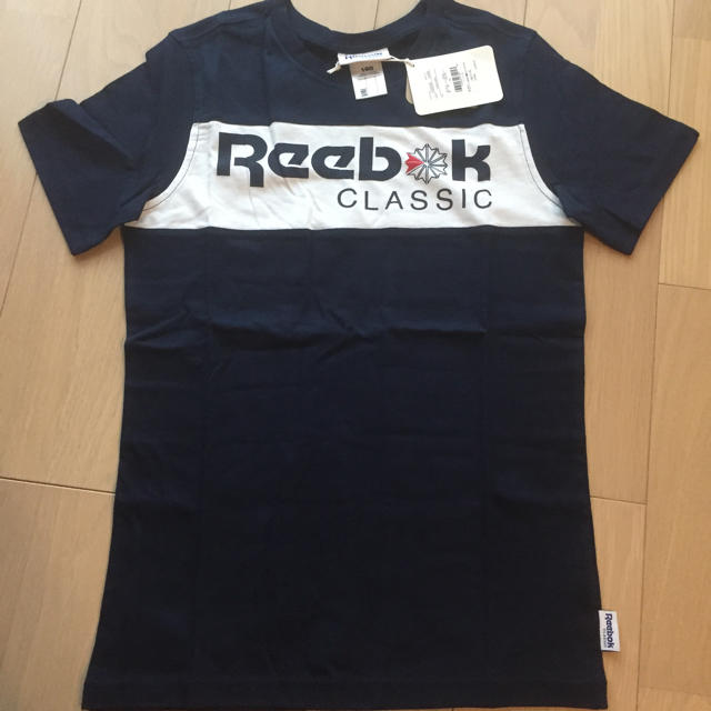 Reebok(リーボック)のsaya様専用【未使用】リーボックアーカイブＴシャツ  キッズ/ベビー/マタニティのキッズ服男の子用(90cm~)(Tシャツ/カットソー)の商品写真