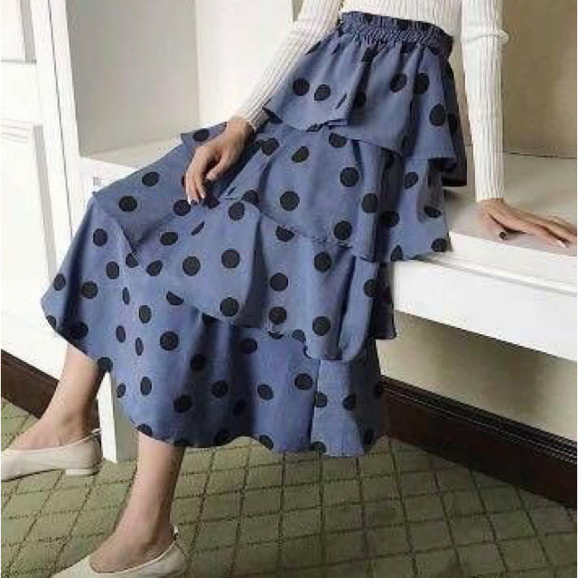 ドット柄 フリルスカート マキシ丈 レディースのスカート(ロングスカート)の商品写真