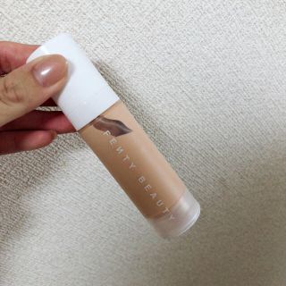 FENTY BEAUTY リキッドファンデーション(ファンデーション)