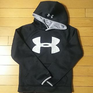 アンダーアーマー(UNDER ARMOUR)のラッセン様専用★ UNDER ARMOUR パーカー YMD ★(Tシャツ/カットソー)