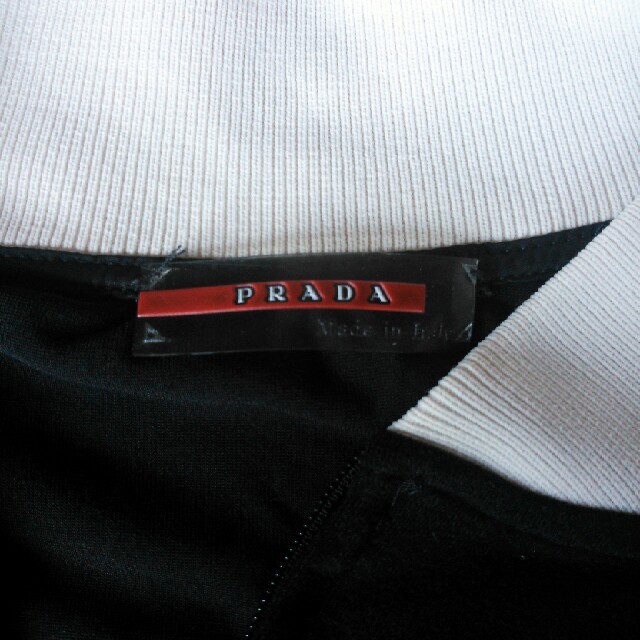 PRADA(プラダ)のPRADA　トップス レディースのトップス(カットソー(半袖/袖なし))の商品写真