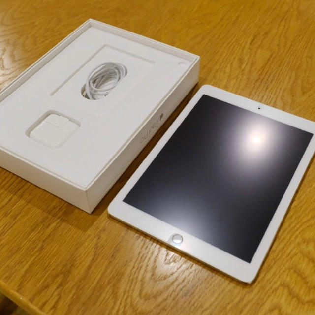 iPadプロ9.7 32G wifiモデルのサムネイル