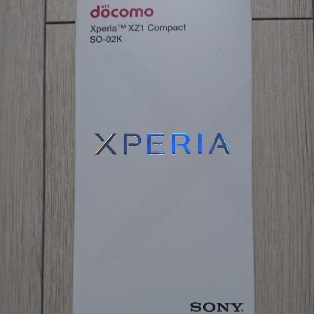 Xperia(エクスペリア)の新品未使用☆Xperia XZ1 Compact SO-02K本体(ブラック) スマホ/家電/カメラのスマートフォン/携帯電話(スマートフォン本体)の商品写真