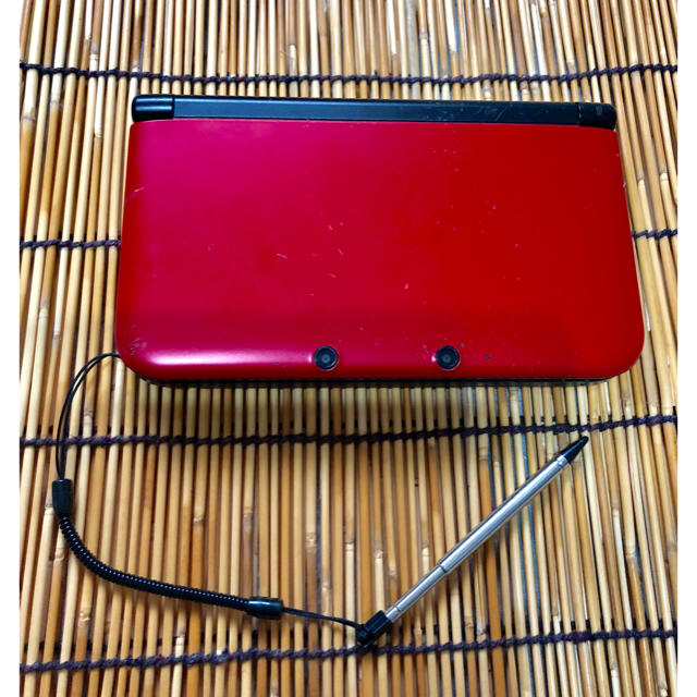 ニンテンドー3DS(ニンテンドー3DS)のNintendo 3DS LL本体(RED×BLACK) にゃんターン様専用 エンタメ/ホビーのゲームソフト/ゲーム機本体(携帯用ゲーム機本体)の商品写真