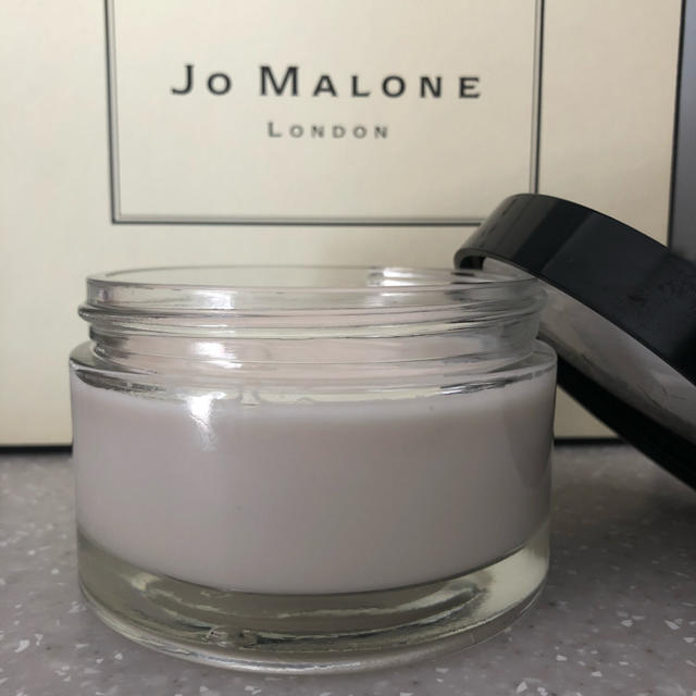 Jo Malone(ジョーマローン)のジョーマローン☆ボディクレーム☆ピオニー&ブラッシュスエード コスメ/美容のボディケア(ボディクリーム)の商品写真