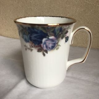 ロイヤルドルトン(Royal Doulton)のロイヤルドルトン カップ(グラス/カップ)