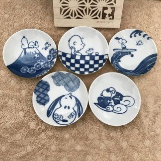 スヌーピー(SNOOPY)のスヌーピー 木箱入り豆皿♡新品(キャラクターグッズ)