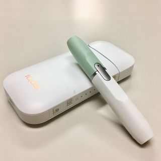 アイコス(IQOS)のアイコス IQOS 2.4 ホワイト 美品 CEF2(タバコグッズ)