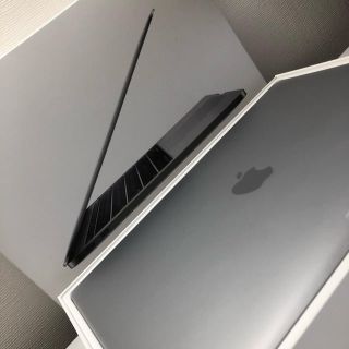 マック(Mac (Apple))の【Apple】MacbookPro 13inch 256GB スペースグレー(ノートPC)