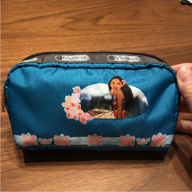 LeSportsac(レスポートサック)のレスポートサック ポーチ レディースのファッション小物(ポーチ)の商品写真