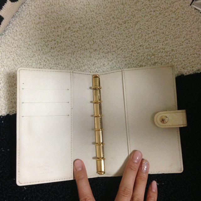 LOUIS ルイヴィトン手帳♥ お値下げ(^-^)/の通販 by 掘り出しSHOP|ルイヴィトンならラクマ VUITTON - 安い日本製