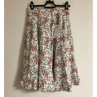 マウジー(moussy)のMOUSSY 花柄スカート(ひざ丈スカート)