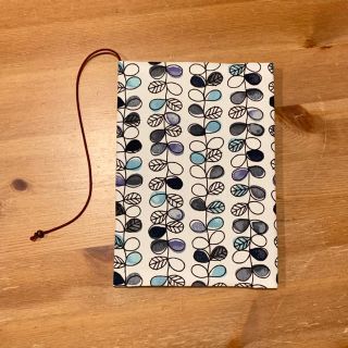 《 四六判》ブックカバー  ハンドメイド ふたば ブルー系(ブックカバー)