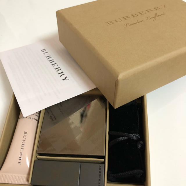 BURBERRY(バーバリー)のBURBERRY Beauty Box コスメ/美容のキット/セット(コフレ/メイクアップセット)の商品写真