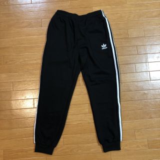 アディダス(adidas)のadidas トラックパンツ(カジュアルパンツ)