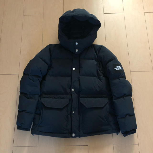 ダウンジャケットTHE NORTH FACE Camp Sierra Short レディース