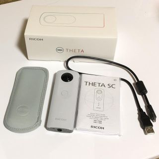 リコー(RICOH)のRICOH THETA SC WHITE(コンパクトデジタルカメラ)