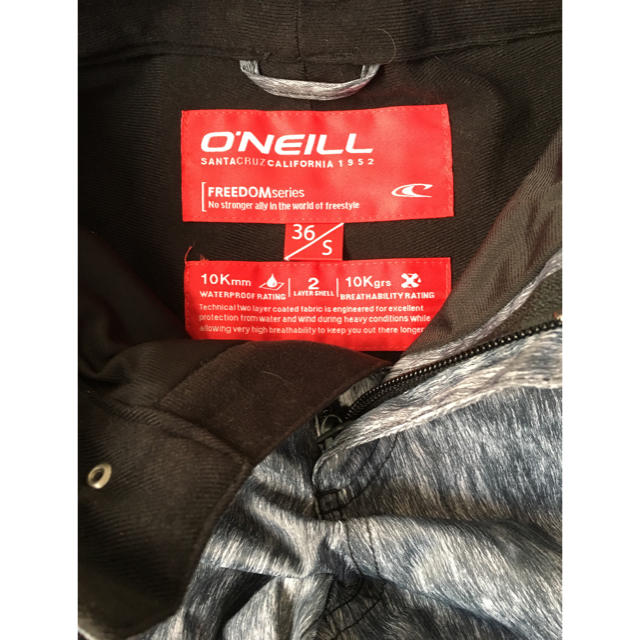 O'NEILL(オニール)のオニール・スノボウェア(パンツ)レディース ベルトおまけします(*^^*) スポーツ/アウトドアのスノーボード(ウエア/装備)の商品写真