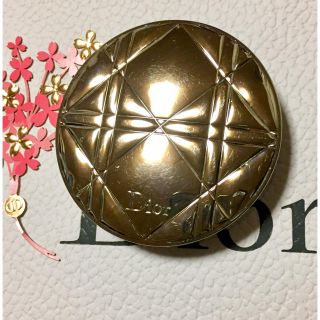 ディオール(Dior)のディオール★ヌードエアーパウダーコンパクト 010★美品(フェイスパウダー)