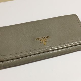 プラダ(PRADA)のプラダPRADA長財布  にっこりいちゆか様専用❣️(財布)